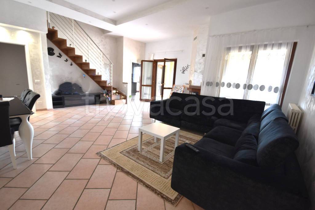 casa indipendente in vendita a Monte San Vito