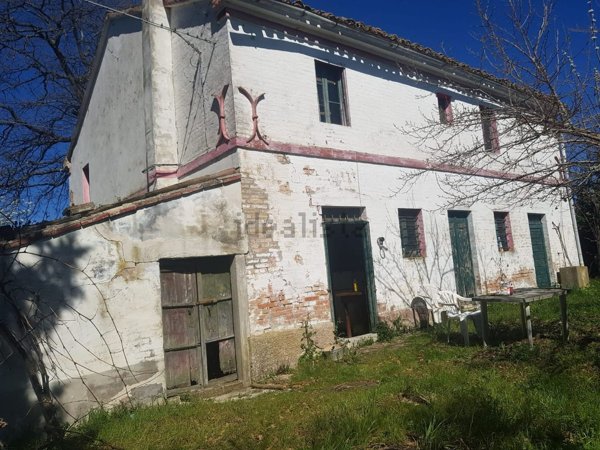 casa indipendente in vendita a Monte San Vito
