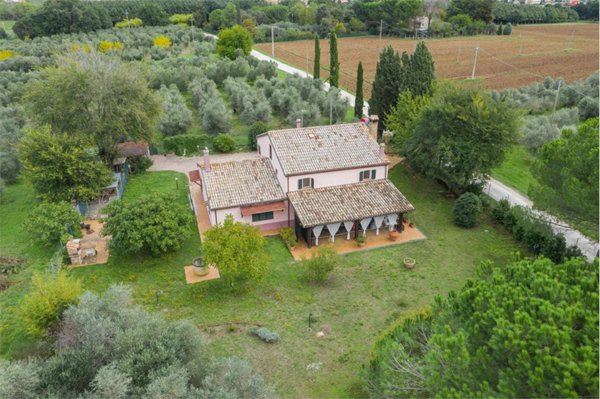 casa indipendente in vendita a San Vito
