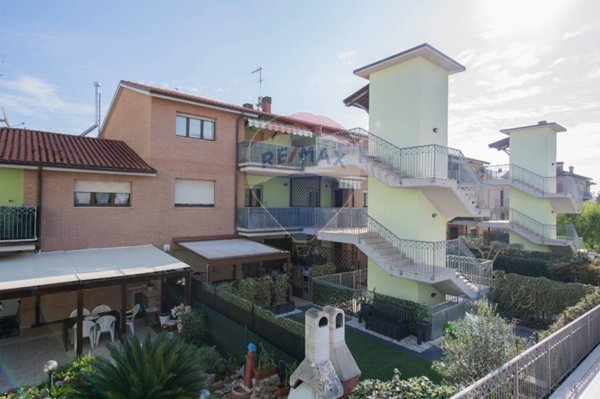 appartamento in vendita a Monte San Vito in zona Le Cozze