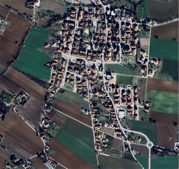 terreno edificabile in vendita a Monte San Vito in zona Borghetto