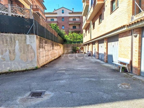appartamento in vendita a Monte San Vito in zona Borghetto