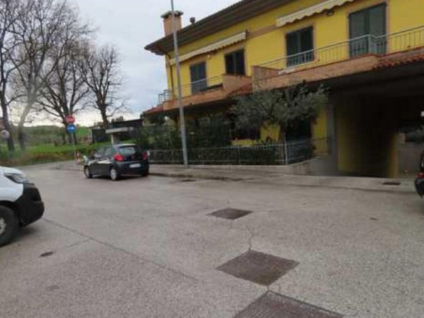 casa indipendente in vendita a Monte San Vito