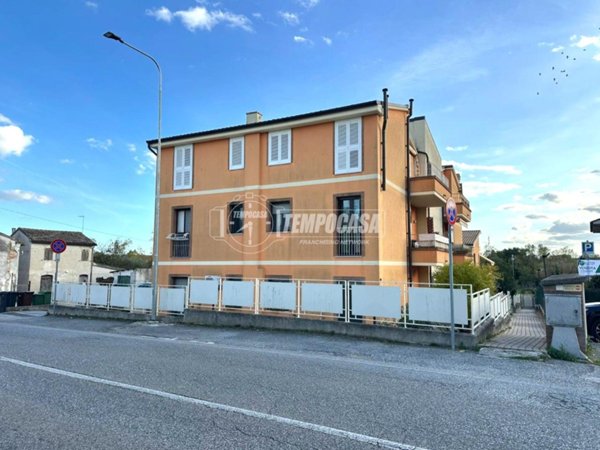 appartamento in vendita a Monte San Vito in zona Borghetto