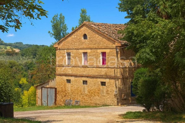 casa indipendente in vendita a Monte San Vito in zona Le Cozze