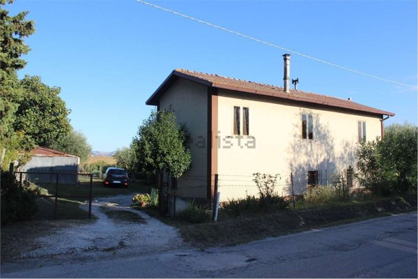 casa indipendente in vendita a Monte San Vito in zona Borghetto