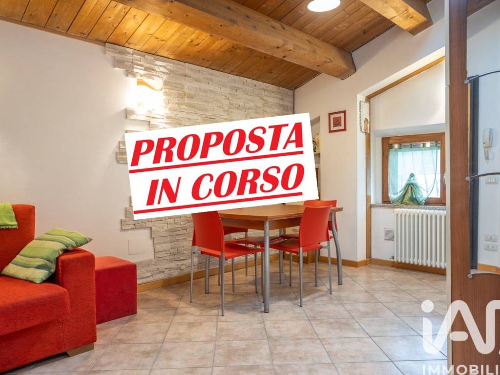 appartamento in vendita a Monte San Vito in zona Borghetto