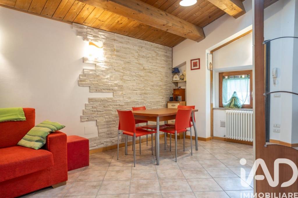 appartamento in vendita a Monte San Vito in zona Borghetto