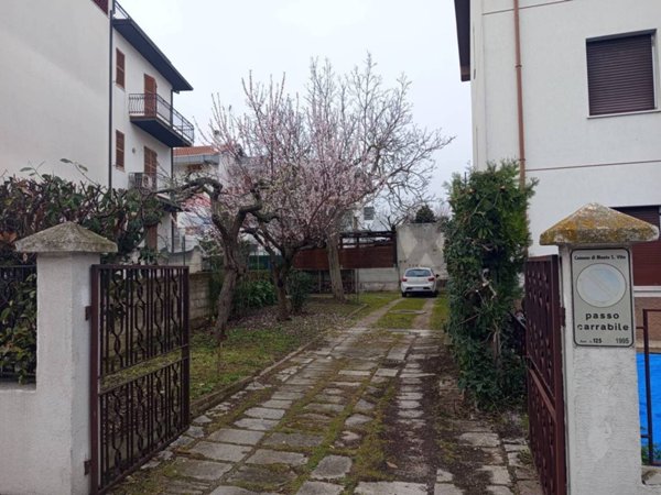 appartamento in vendita a Monte San Vito