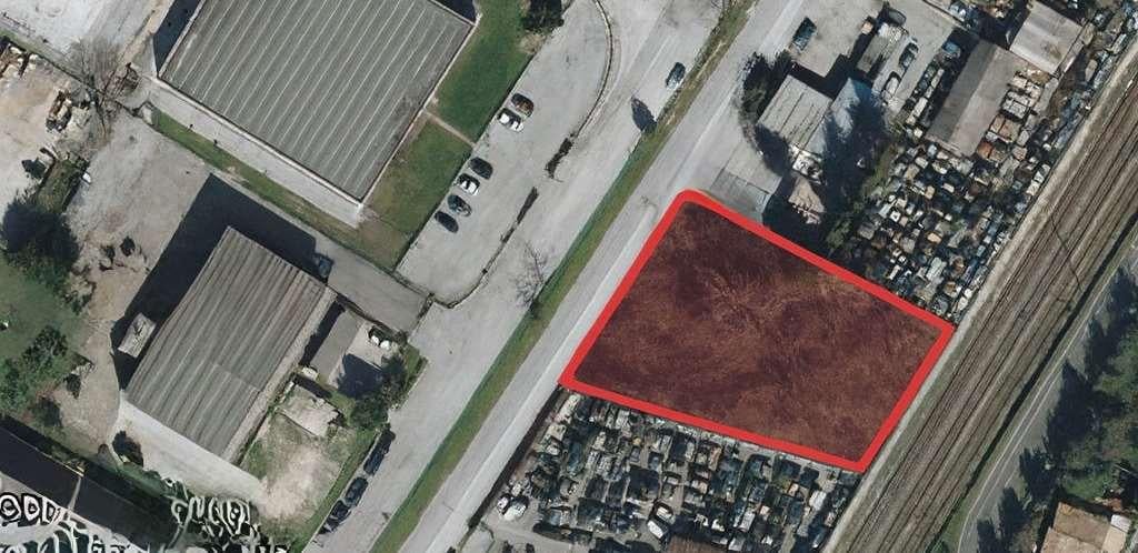 terreno edificabile in vendita a Monte San Vito