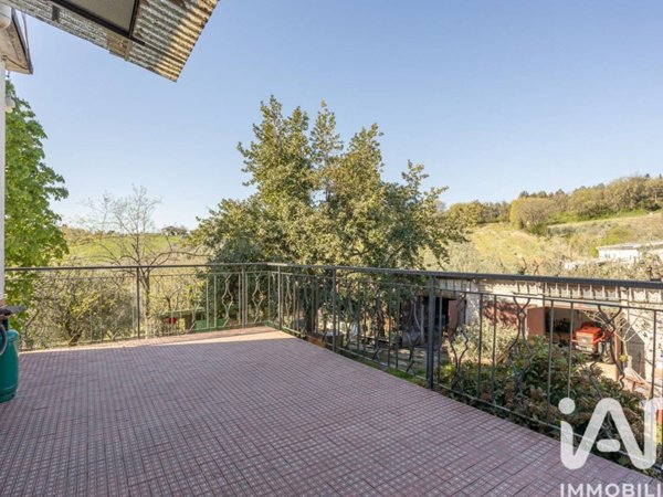 casa indipendente in vendita a Monte San Vito