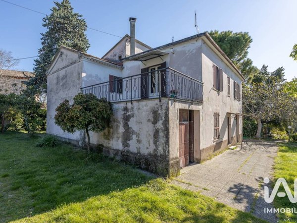 casa indipendente in vendita a Monte San Vito