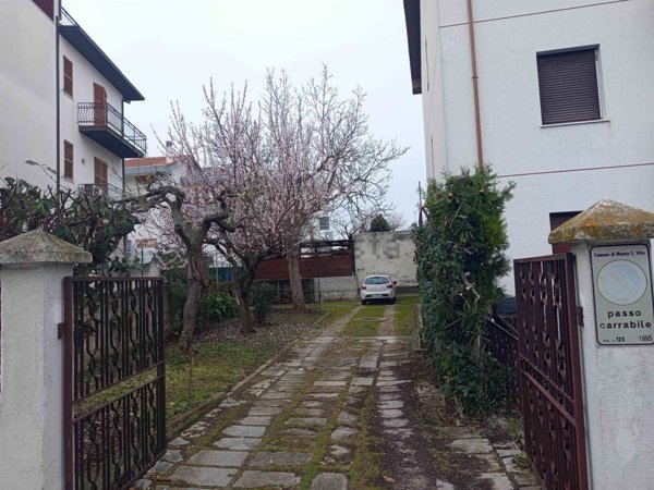 appartamento in vendita a Monte San Vito