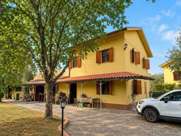 casa indipendente in vendita a Monte San Vito