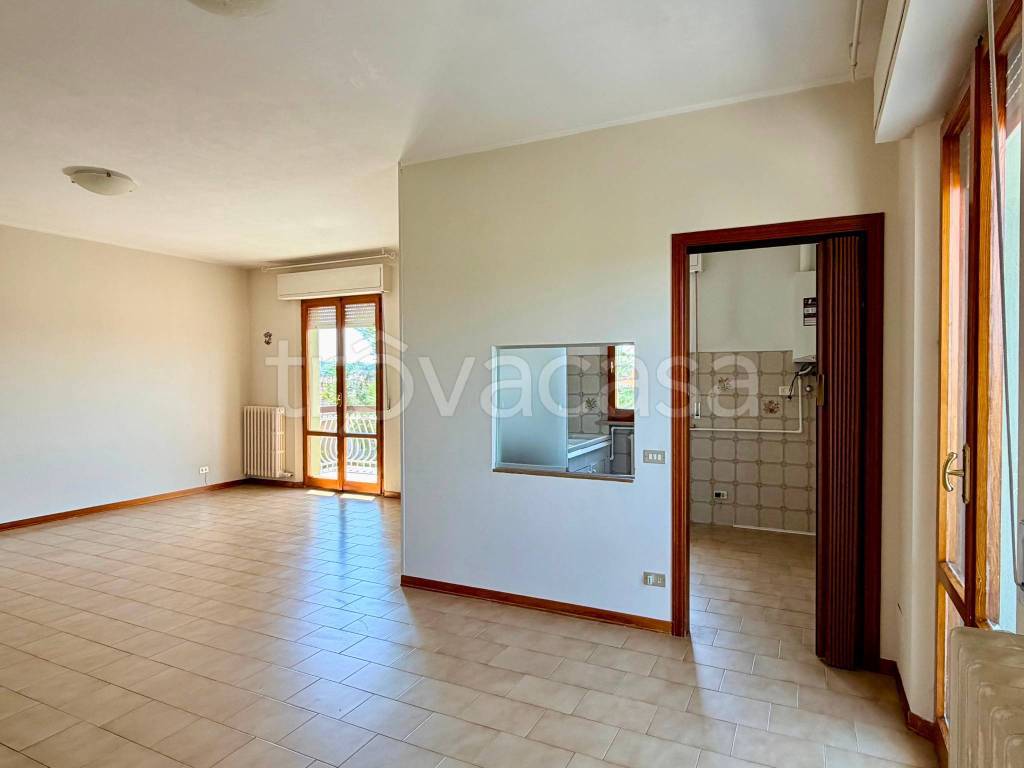 appartamento in vendita a Monte San Vito in zona Borghetto