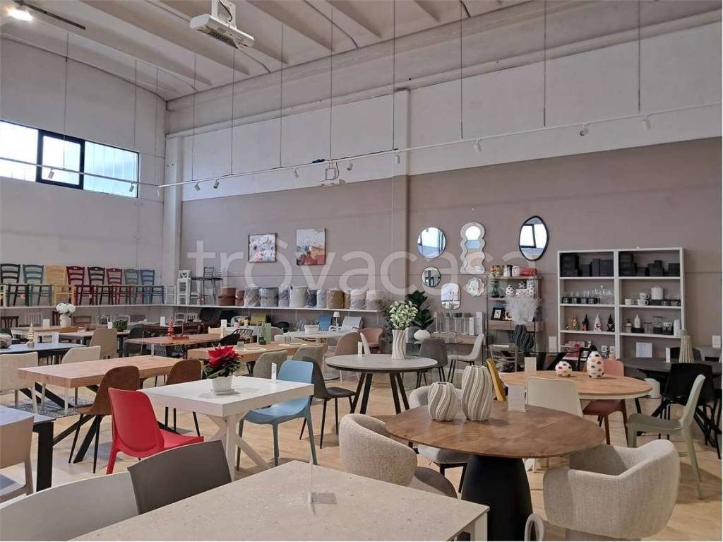 appartamento in vendita a Monte San Vito in zona Santa Lucia