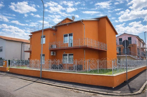 casa indipendente in vendita a Monte San Vito in zona Borghetto