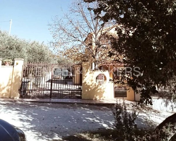 ufficio in vendita a Morro d'Alba