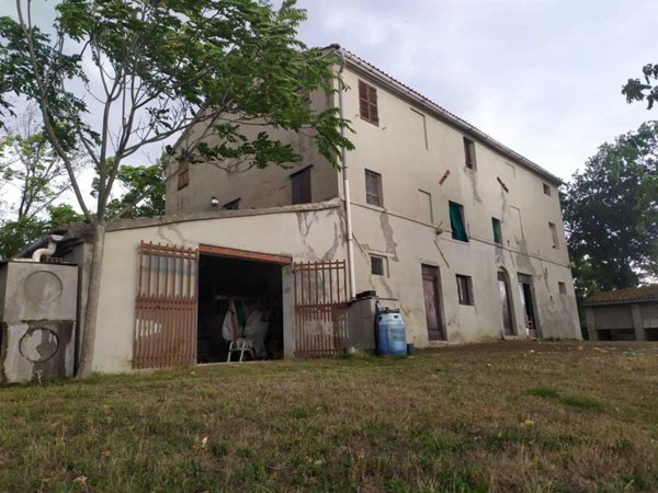 casa indipendente in vendita a Morro d'Alba in zona Sant'Amico