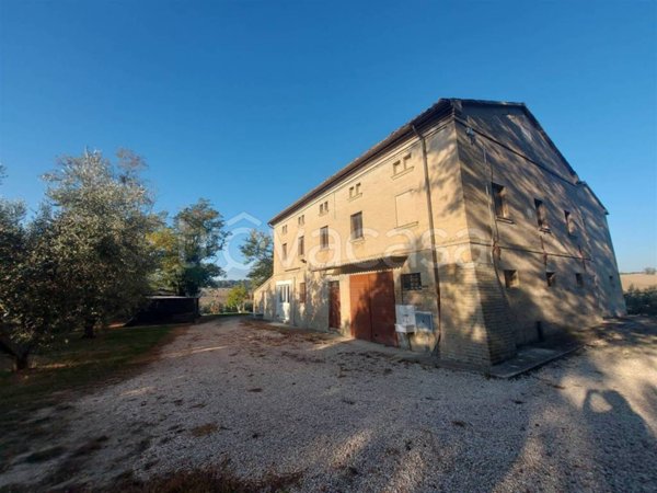 appartamento in vendita a Morro d'Alba in zona Sant'Amico