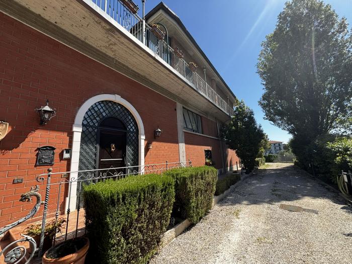 casa indipendente in vendita a Morro d'Alba