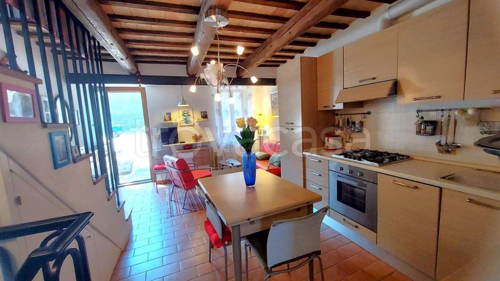 casa indipendente in vendita a Morro d'Alba