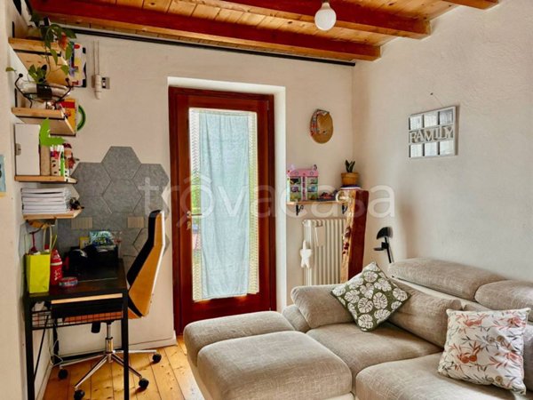 casa indipendente in vendita a Morro d'Alba in zona Sant'Amico