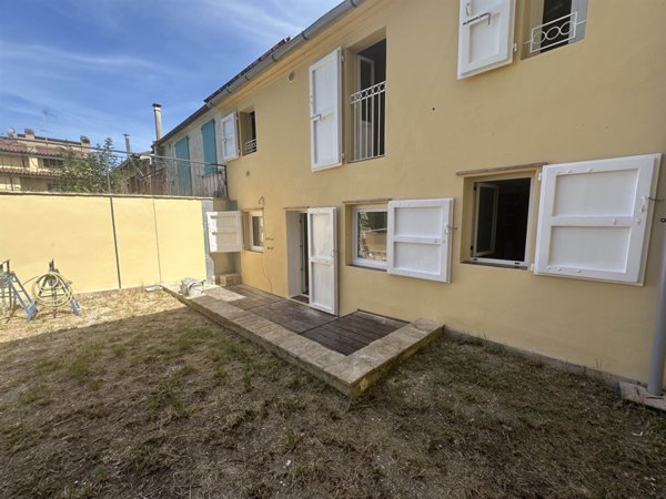 casa indipendente in vendita a Morro d'Alba