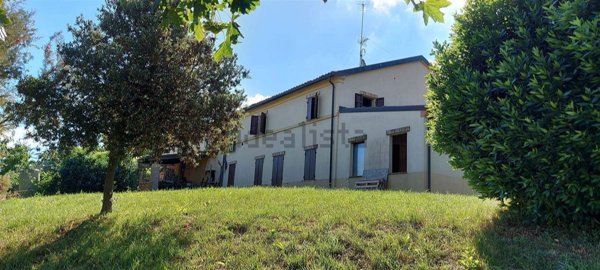 casa indipendente in vendita a Morro d'Alba in zona Santa Maria