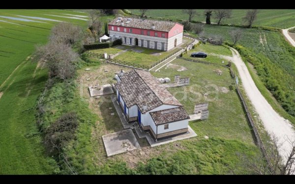 casa indipendente in vendita a Numana