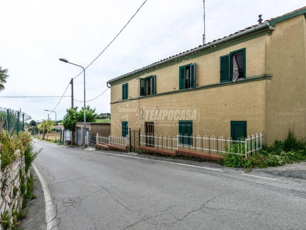 appartamento in vendita a Numana in zona Svarchi