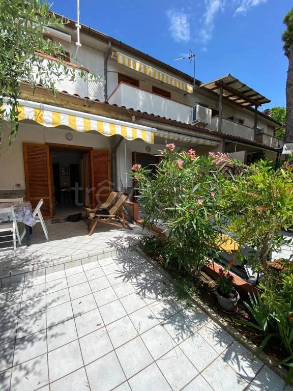 appartamento in vendita a Numana in zona Marcelli