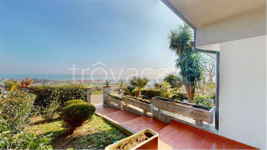 casa indipendente in vendita a Numana in zona Svarchi