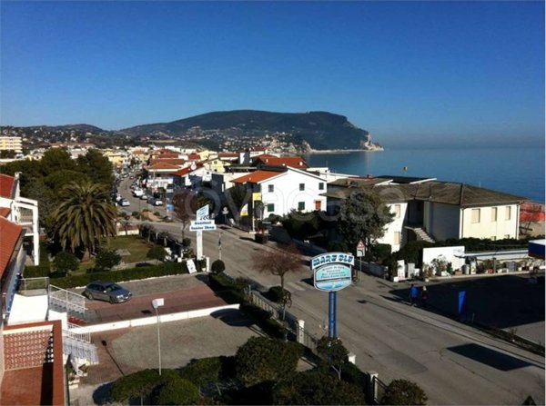 appartamento in vendita a Numana in zona Marcelli