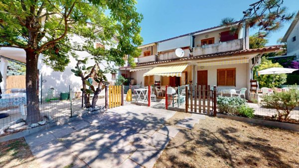appartamento in vendita a Numana in zona Marcelli