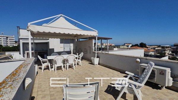 appartamento in vendita a Numana in zona Marcelli