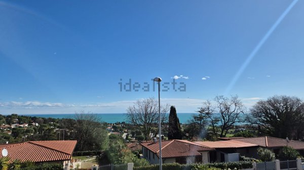 casa indipendente in vendita a Numana