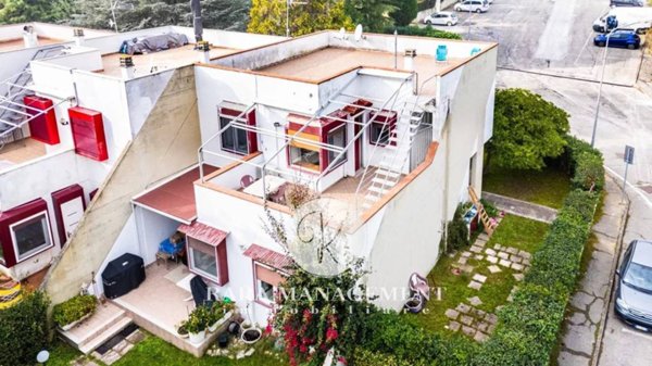 appartamento in vendita a Numana in zona Taunus