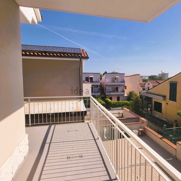 casa indipendente in vendita a Numana