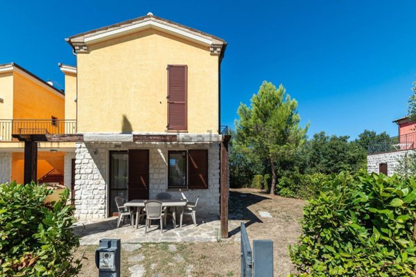 appartamento in vendita a Numana in zona Marcelli