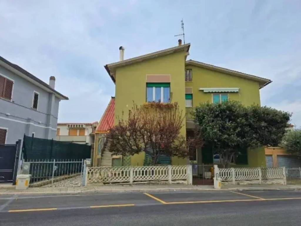 casa indipendente in vendita a Numana in zona Marcelli