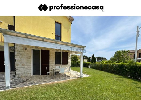 appartamento in vendita a Numana in zona Marcelli