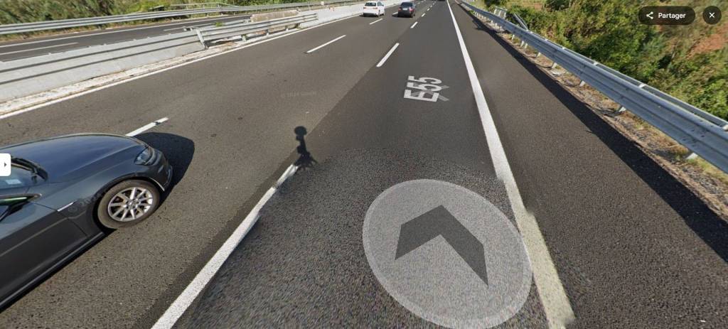 capannone in vendita a Numana in zona Marcelli
