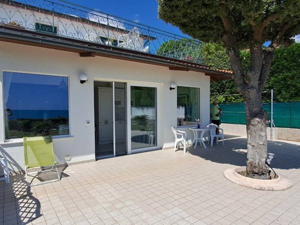 appartamento in vendita a Numana in zona Marcelli