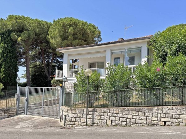 casa indipendente in vendita a Numana in zona Taunus