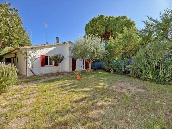 casa indipendente in vendita a Numana in zona Taunus