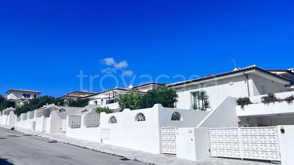 casa indipendente in vendita a Numana in zona Taunus