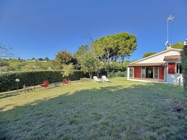 casa indipendente in vendita a Numana in zona Taunus