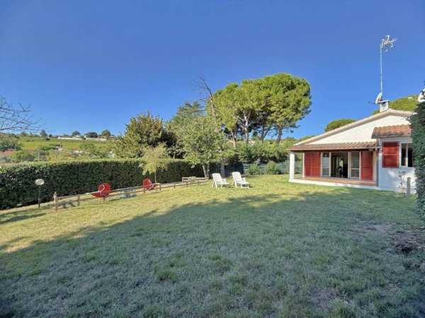 casa indipendente in vendita a Numana in zona Taunus