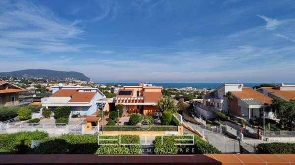 appartamento in vendita a Numana in zona Marcelli